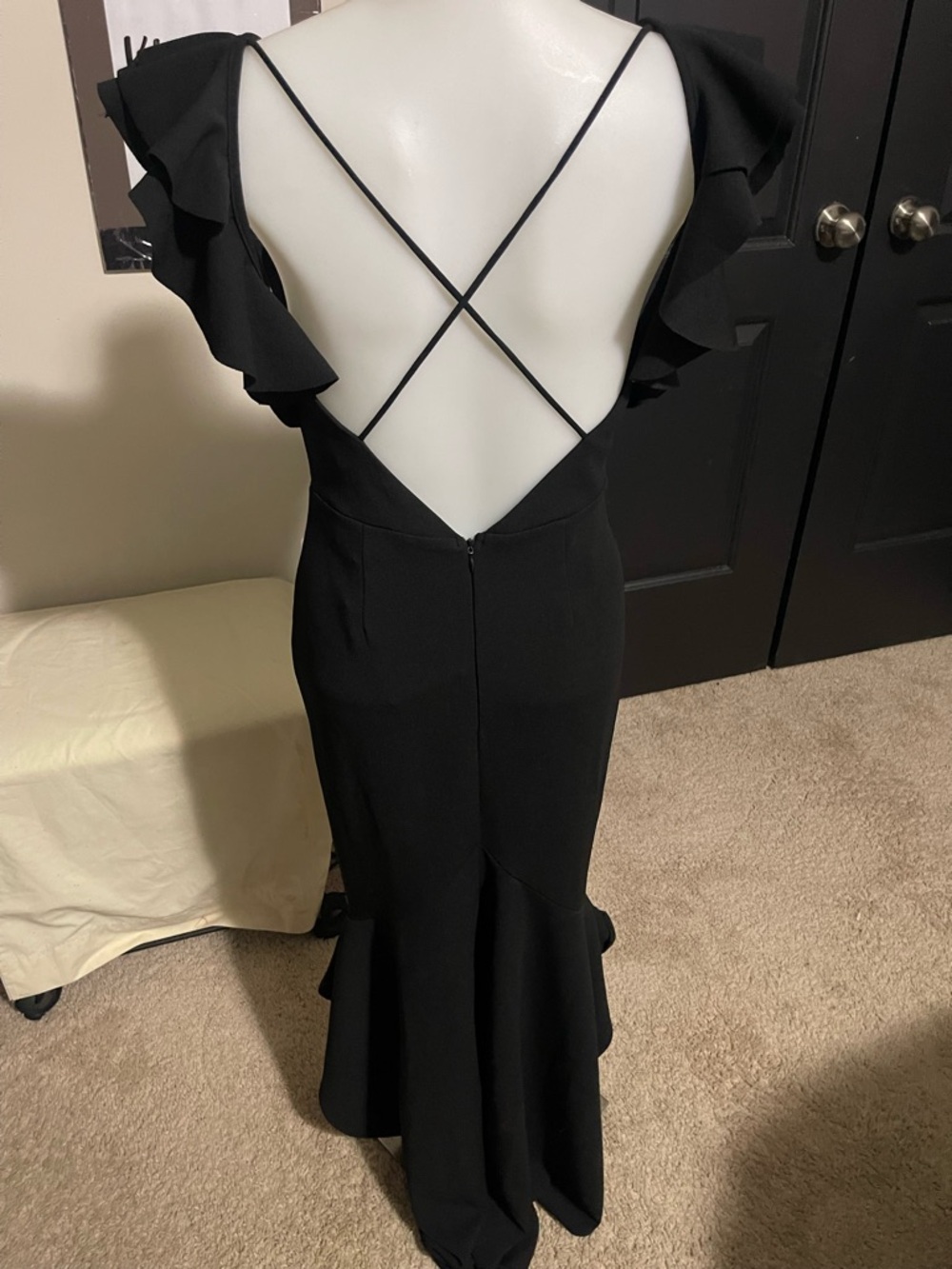 NWT Hello Molly Black Ruffle V-Neck Midi Dress - Picture 6 of 7
